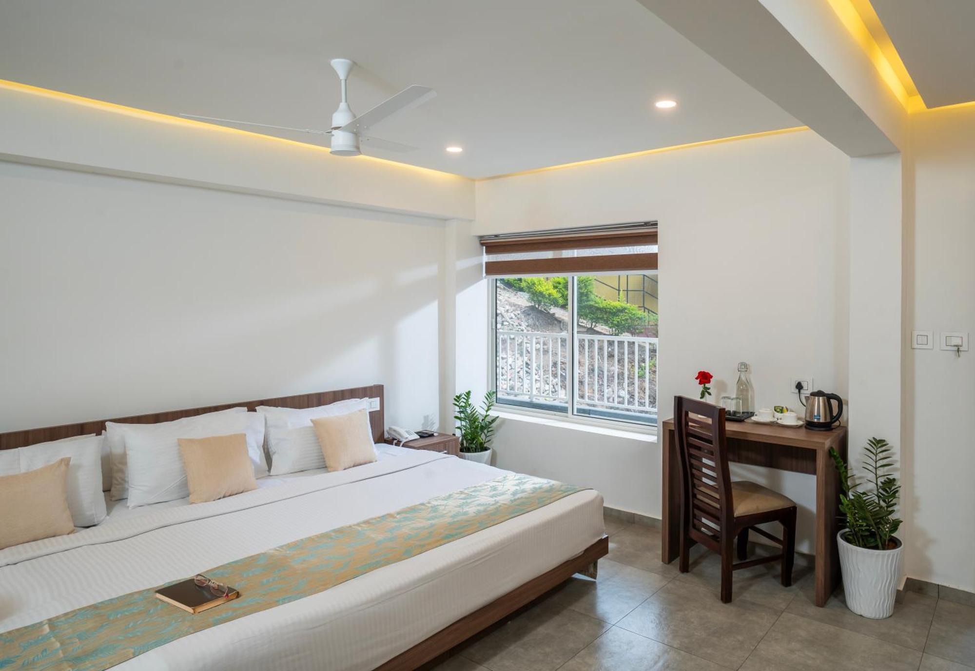 Green Tea Hotels Devikolam Экстерьер фото